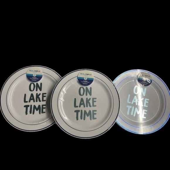 Lake Life Dinner Plates Set - New Plastic Indoor & Outdoor Dining Plates - Picture 2 of 4